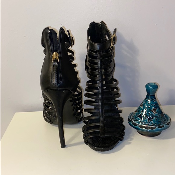 Steve Madden strap shoes - Picture 3 of 3